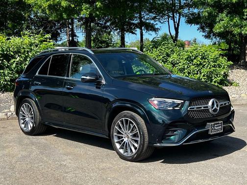Emerald Green 2024 Mercedes-Benz GLE 450 4MATIC