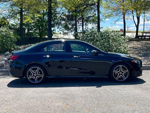 Black 2022 Mercedes-Benz A-Class 4MATIC