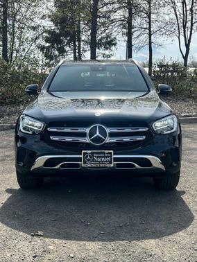 Black 2022 Mercedes-Benz GLC 300 4MATIC