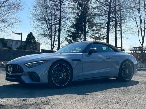 2022 Mercedes-Benz AMG SL 63 Base