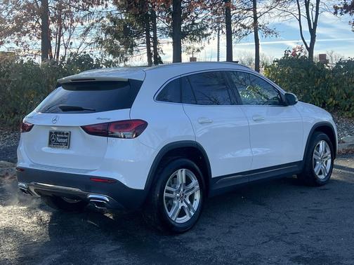 2021 Mercedes-Benz GLA 250 Base 4MATIC
