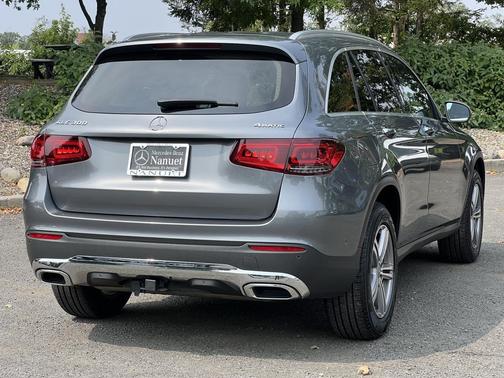 2022 Mercedes-Benz GLC 300 4MATIC