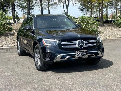 Black 2022 Mercedes-Benz GLC 300 4MATIC