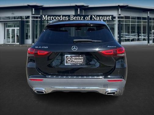 2021 Mercedes-Benz GLA 250 Base 4MATIC