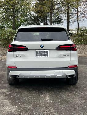 Alpine White 2024 BMW X5 xDrive40i