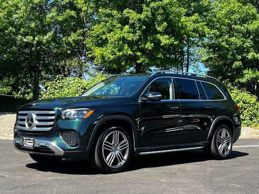 Emerald Green 2024 Mercedes-Benz GLS 450 4MATIC