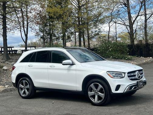 Polar White 2022 Mercedes-Benz GLC 300 4MATIC