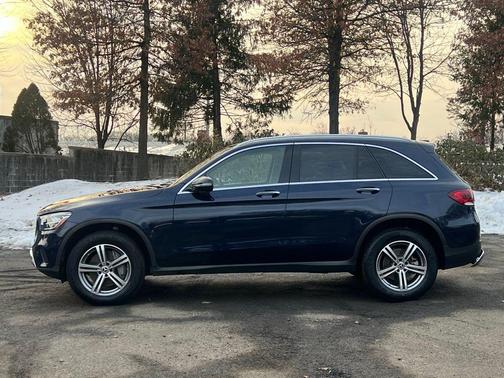2022 Mercedes-Benz GLC 300 4MATIC