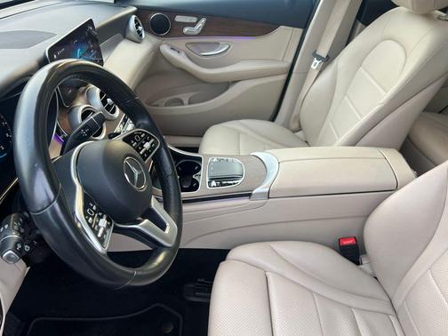 2022 Mercedes-Benz GLC 300 4MATIC
