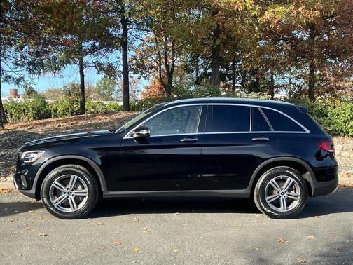 2022 Mercedes-Benz GLC 300 4MATIC