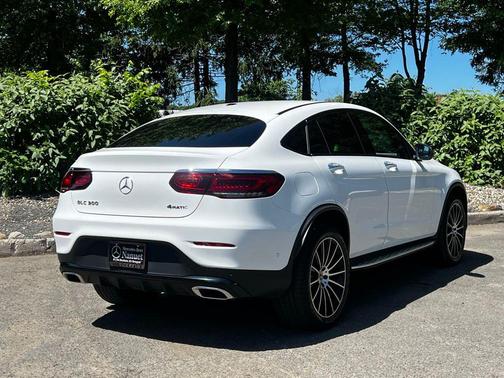 Polar White 2022 Mercedes-Benz GLC 300 4MATIC Coupe