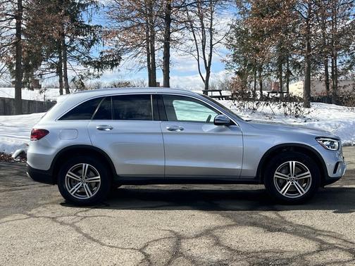 2022 Mercedes-Benz GLC 300 4MATIC