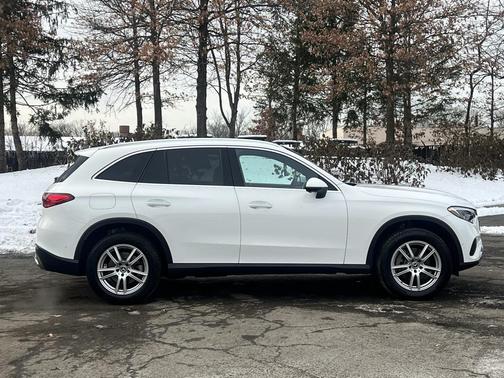 2023 Mercedes-Benz GLC 300 4MATIC