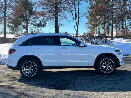 2022 Mercedes-Benz GLC 300 4MATIC
