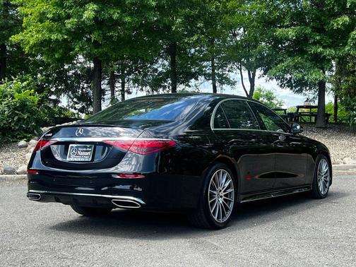 Black 2022 Mercedes-Benz S-Class 4MATIC