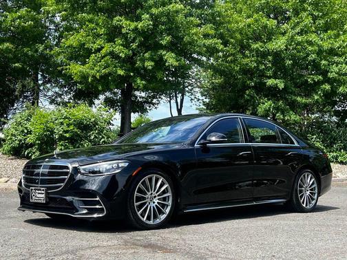 Black 2022 Mercedes-Benz S-Class 4MATIC