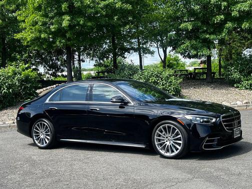 Black 2022 Mercedes-Benz S-Class 4MATIC