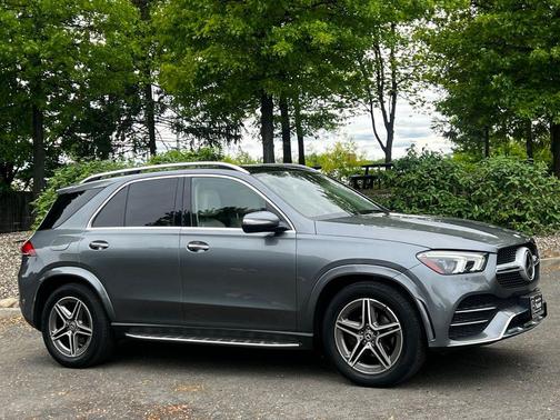 Grey 2022 Mercedes-Benz GLE 350 4MATIC