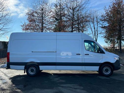 2023 Mercedes-Benz Sprinter 2500 High Roof