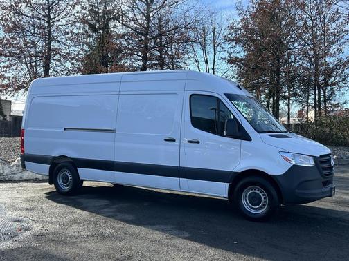 2023 Mercedes-Benz Sprinter 2500 High Roof