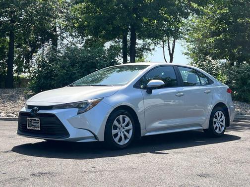 Classic Silver Metallic 2024 Toyota Corolla LE