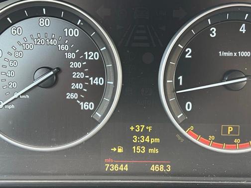 2011 BMW 528 528i