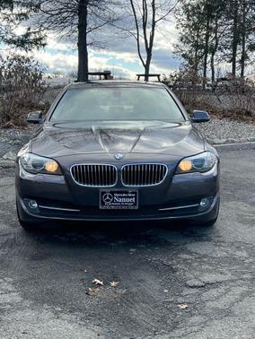 2011 BMW 528 528i