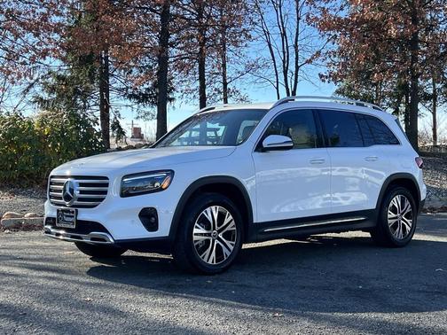 2025 Mercedes-Benz GLB 250 4MATIC