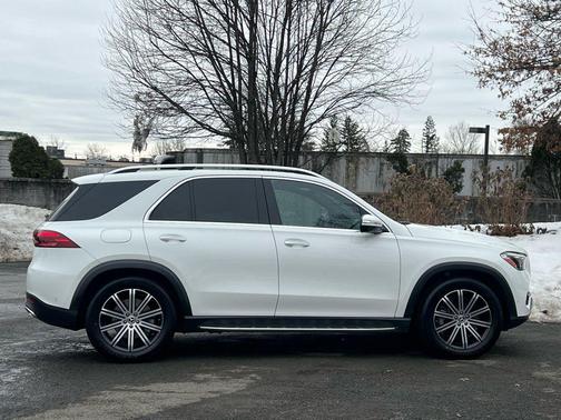 2025 Mercedes-Benz GLE 450 4MATIC