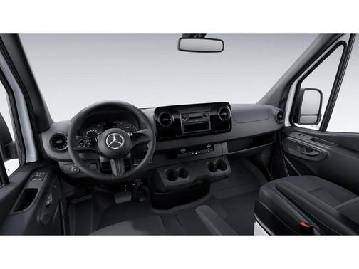 Arctic White 2026 Mercedes-Benz Sprinter 2500 Cargo 144 WB