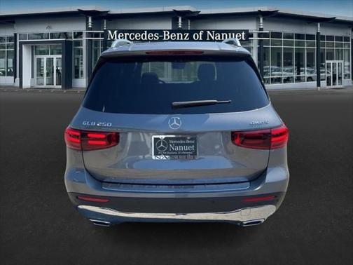 2024 Mercedes-Benz GLB 250 4MATIC