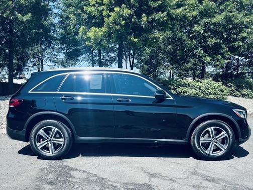 2022 Mercedes-Benz GLC 300 4MATIC