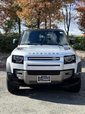 2024 Land Rover Defender 90 P400 X-Dynamic SE