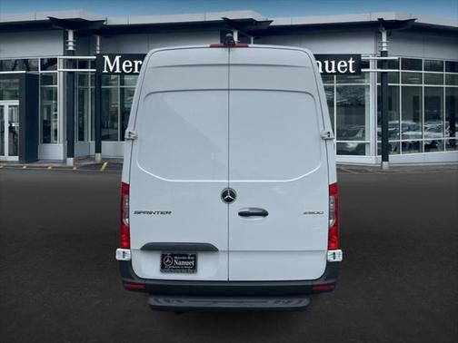 2025 Mercedes-Benz Sprinter 2500 High Roof