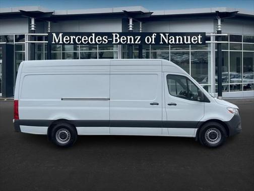 2025 Mercedes-Benz Sprinter 2500 High Roof