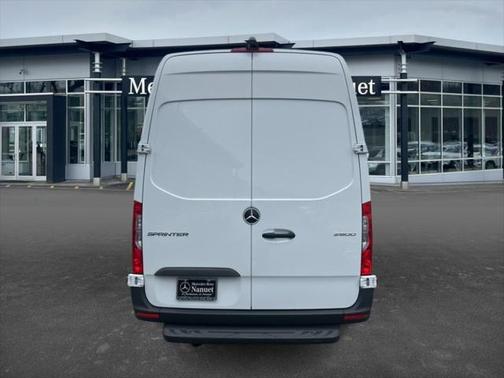 2025 Mercedes-Benz Sprinter 2500 High Roof