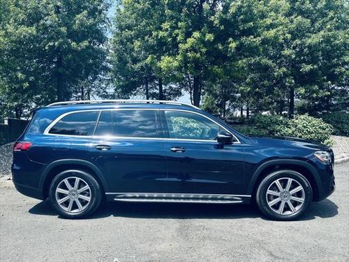 2022 Mercedes-Benz GLS 450 4MATIC