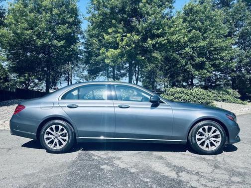 2018 Mercedes-Benz E-Class 4MATIC