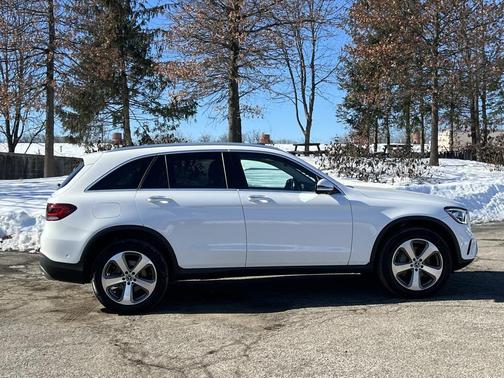 2022 Mercedes-Benz GLC 300 4MATIC