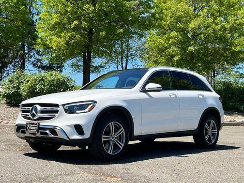 Polar White 2022 Mercedes-Benz GLC 300 4MATIC
