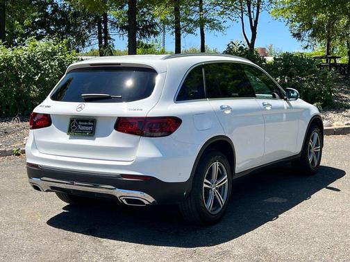Polar White 2022 Mercedes-Benz GLC 300 4MATIC