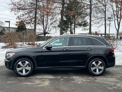 2022 Mercedes-Benz GLC 300 4MATIC