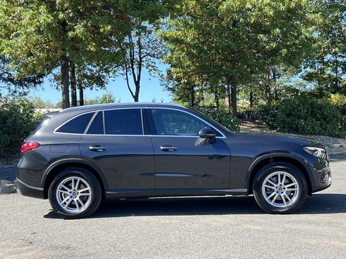 2023 Mercedes-Benz GLC 300 4MATIC