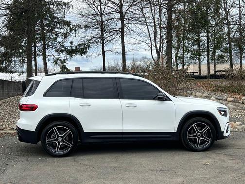 2026 Mercedes-Benz GLB 250 4MATIC