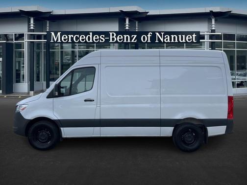 2025 Mercedes-Benz Sprinter 2500 Standard Roof