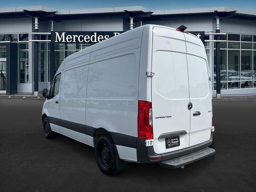 2025 Mercedes-Benz Sprinter 2500 Standard Roof