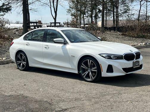 Alpine White 2023 BMW 330e xDrive