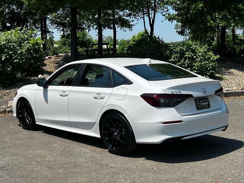 Platinum White Pearl 2025 Honda Civic Sport