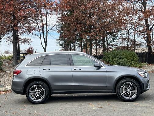 2022 Mercedes-Benz GLC 300 4MATIC