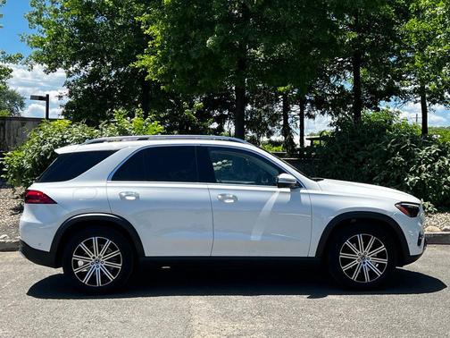 Polar White 2024 Mercedes-Benz GLE 350 4MATIC